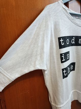 Camiseta ancha media manga Bershka