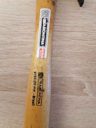 martillo TRAMONTINA made in Brasil 