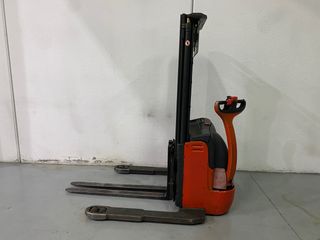 APILADOR ELECTRICO LINDE 1000 KG