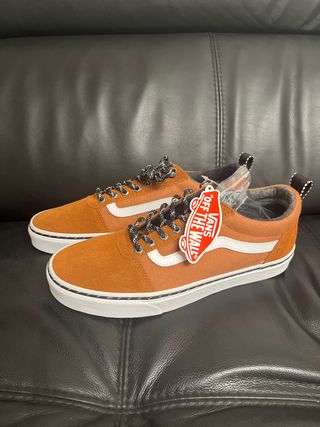vans 42 5