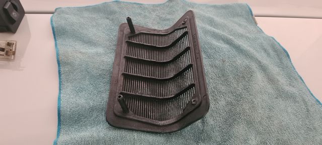 tapa altavoz porsche