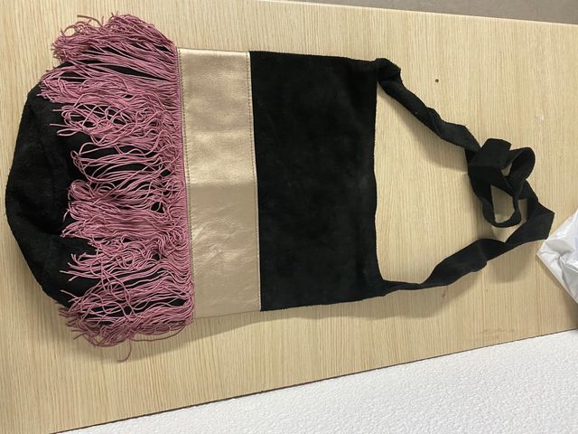 Borsa in pelle scamosciata nera