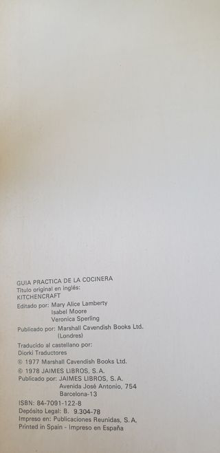 3 REVISTAS Y 1 LIBRO