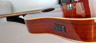 guitarra acústica Maison