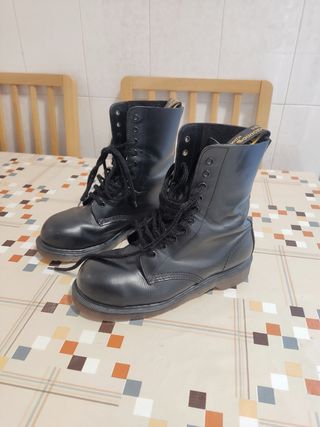 Botas Dr. Martens Puntera reforzada de Acero