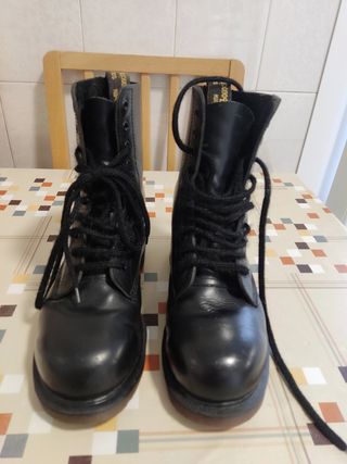 Botas Dr. Martens Puntera reforzada de Acero