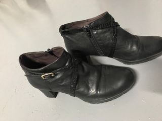 Botines de piel