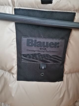 Abrigo Blauer plumas, color negro, talla M. Nuevo.