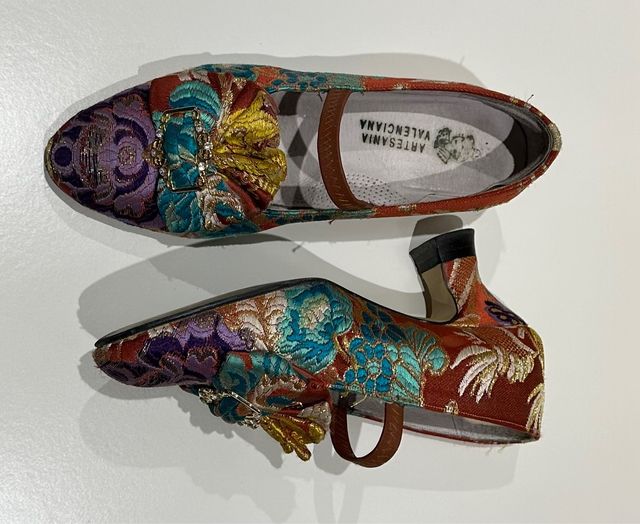 Traje fallera tradicional completo con zapatos