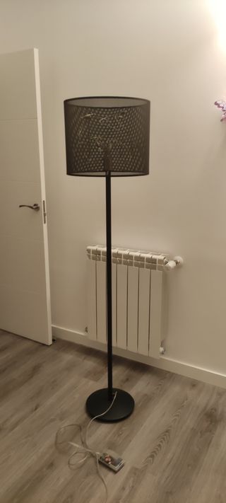 Lampara de pie de diseño