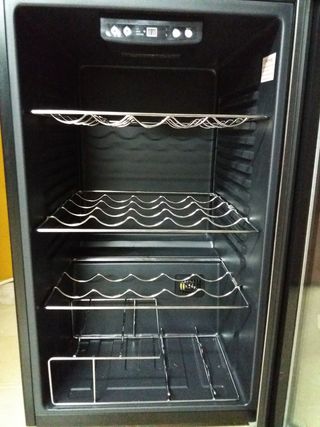 Nevera de vinos
