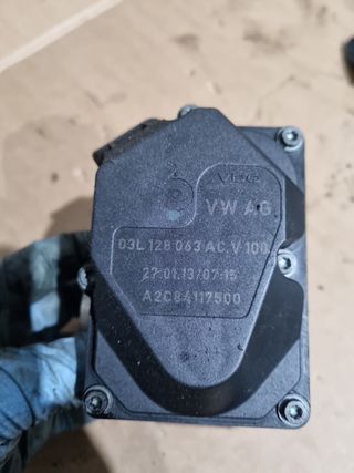 mariposa admisión audi a4 b8 2.0tdi