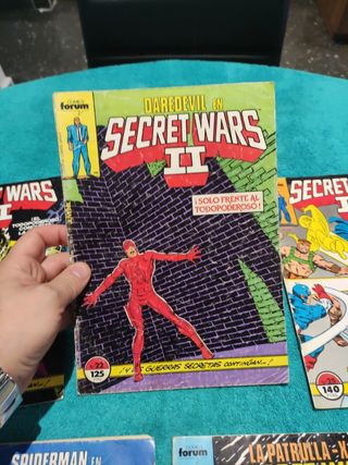 Cómics de Secret Wars II.