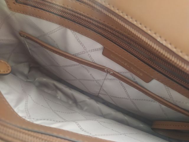 Bolso marca Michael Kors