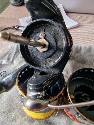 Carrete Shimano 4000 Biomaster L Aori