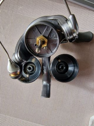 Carrete Shimano Seido 2500 RA