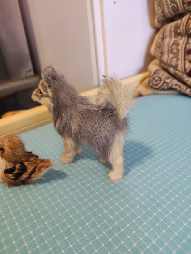 animali con pelliccia finta 