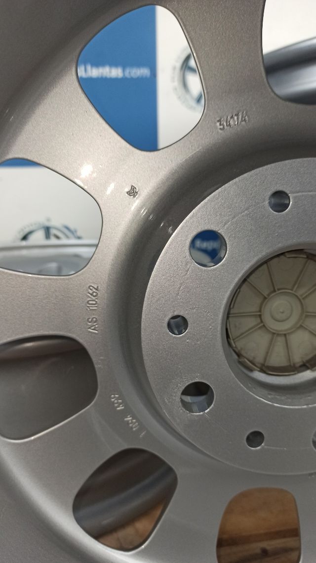 Juego 4 Llantas Originales BMW 15" Restauradas