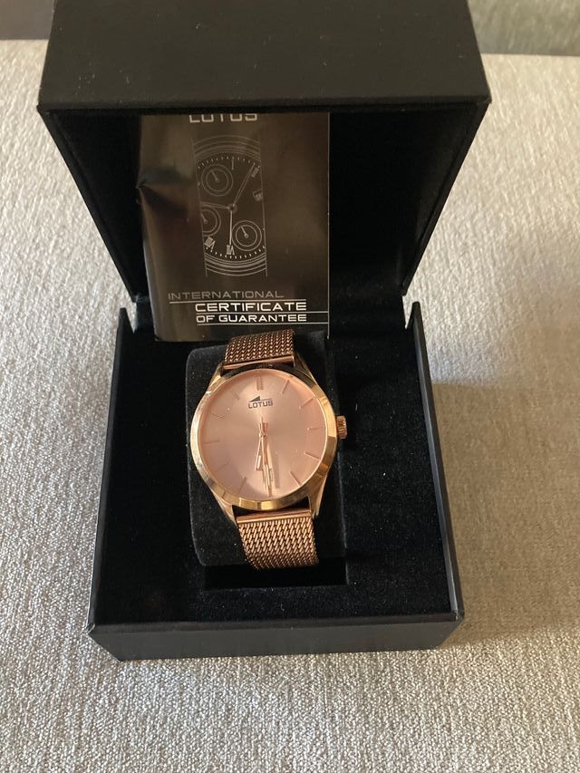 Reloj Lotus rose