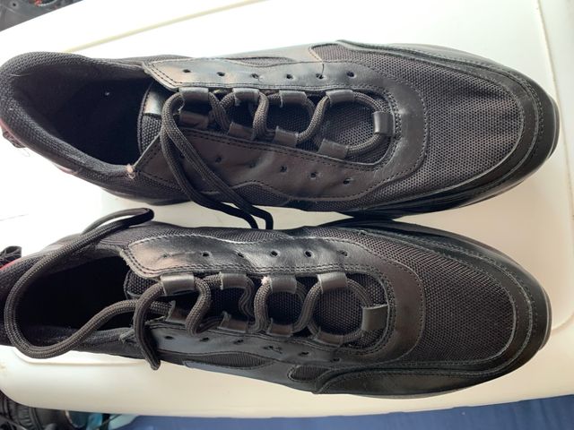 Zapatillas negras de mujer talla 40