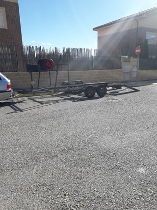 Alquiler remolques plataforma coche 