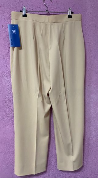 Pantalón de pinzas talla 46