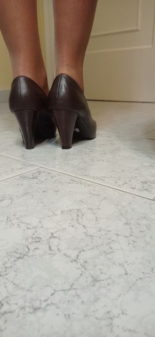ZAPATOS DE PIEL MARRON DE ZENDRA BASIC