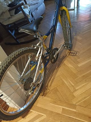 Bicicleta BH con marchas 24" pulgadas