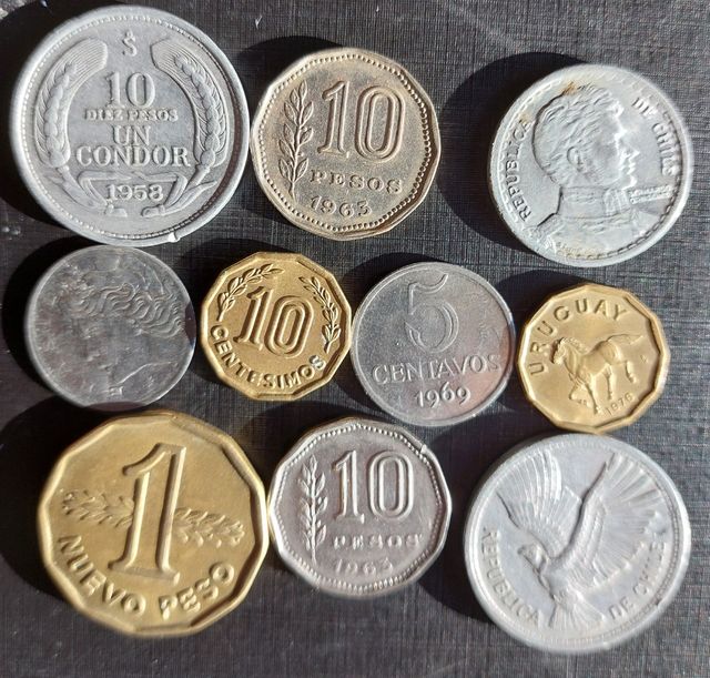 AMÉRICA. 600 MONEDAS DISTINTAS