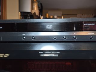 CD Pioneer DV-310 negro