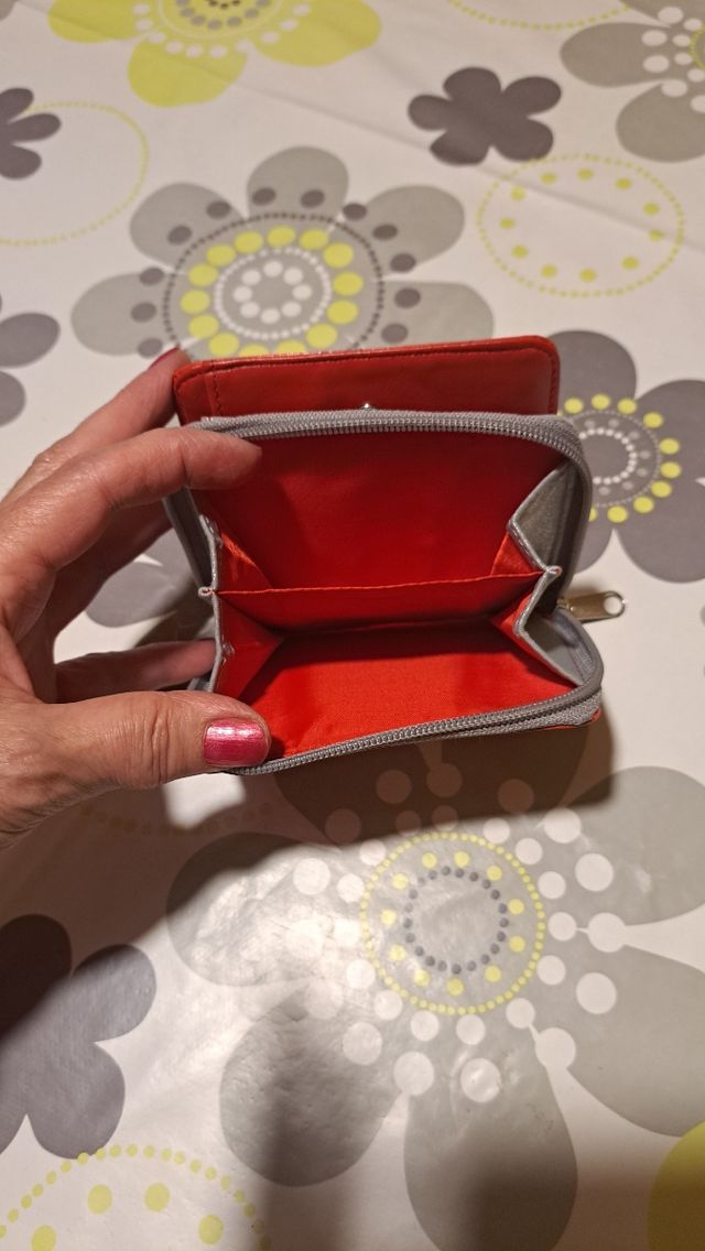 cartera monedero charol rojo