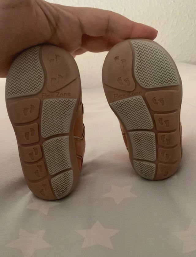 Botas piel rosas talla 20 Chicco