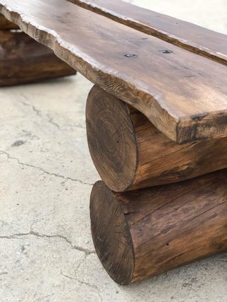 Banco de madera natural