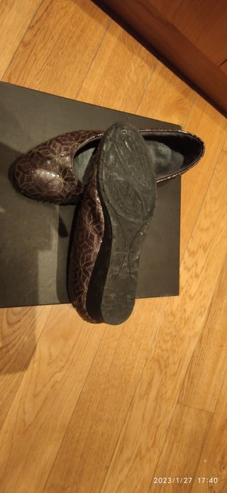zapatos marrones