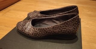 zapatos marrones
