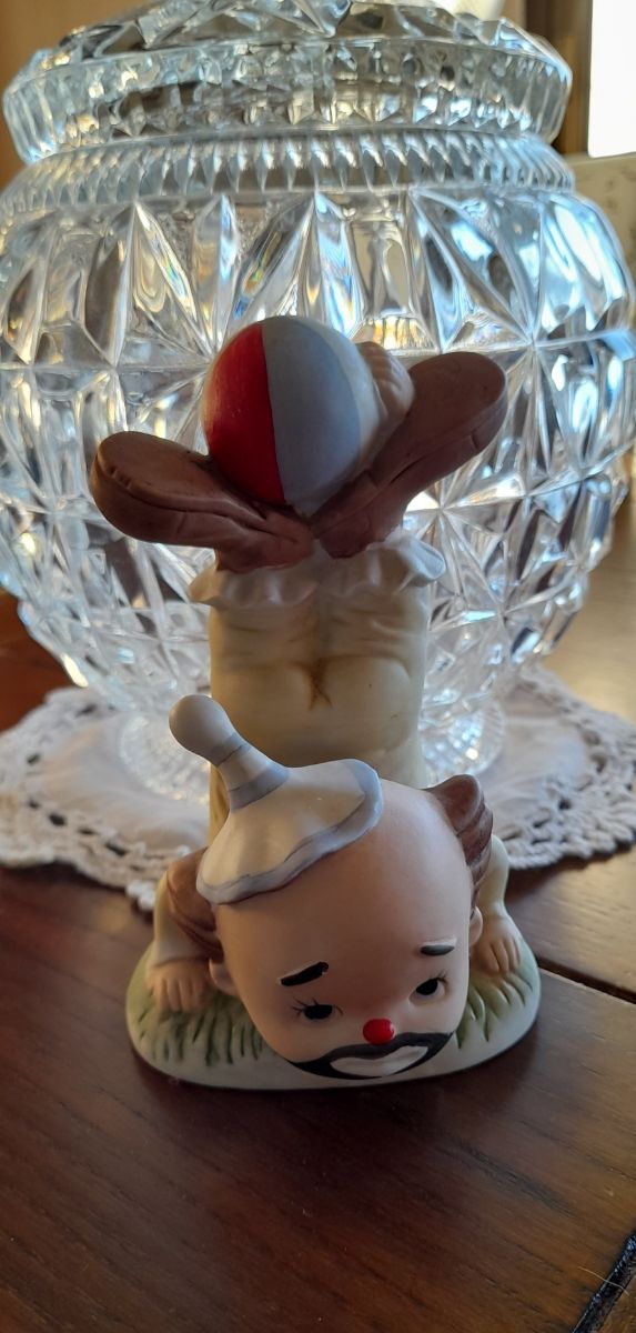 payaso 13 cm porcelana