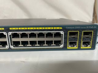 Switch Cisco WS-C2960-24PC-S