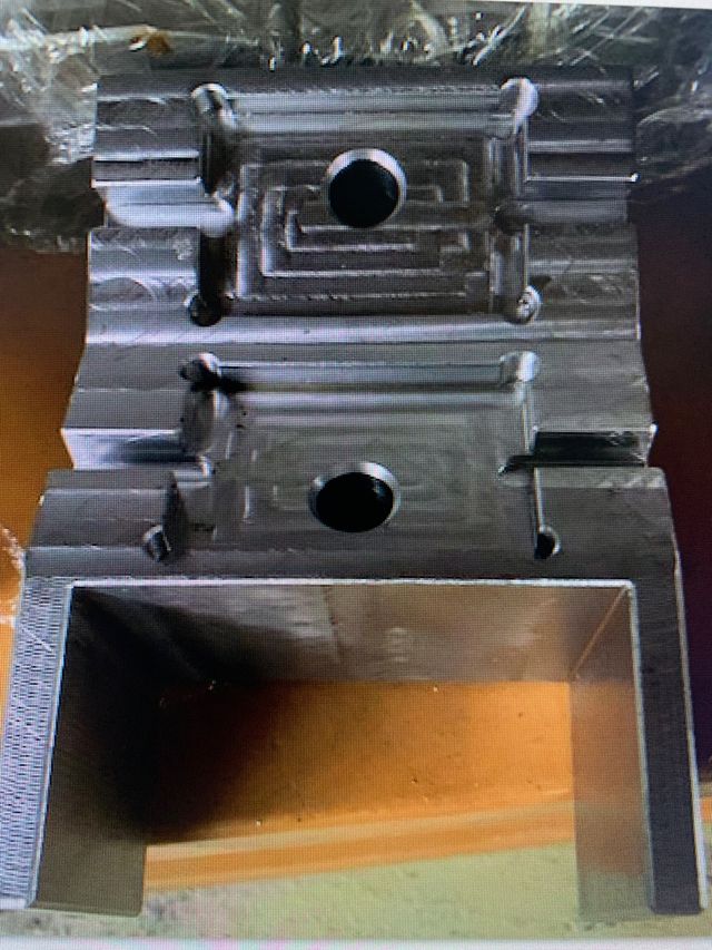 Insertos y portamordazas, mecanizado de piezas