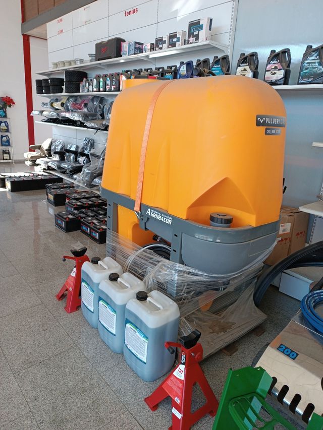 Cuba suspendida 800litros nueva a estrenar