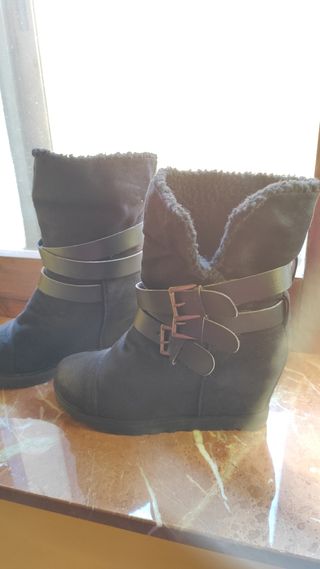 Botines cuña negros n.39
