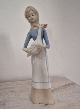 Figura de porcelana valenciana