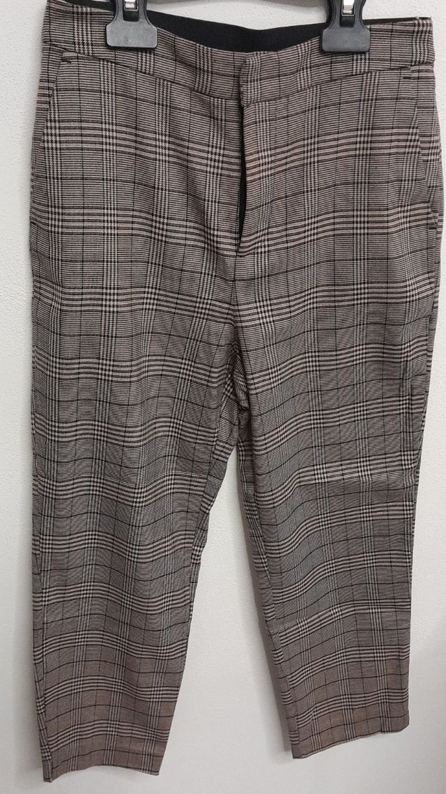 Pantaloni a quadri Stradivarius