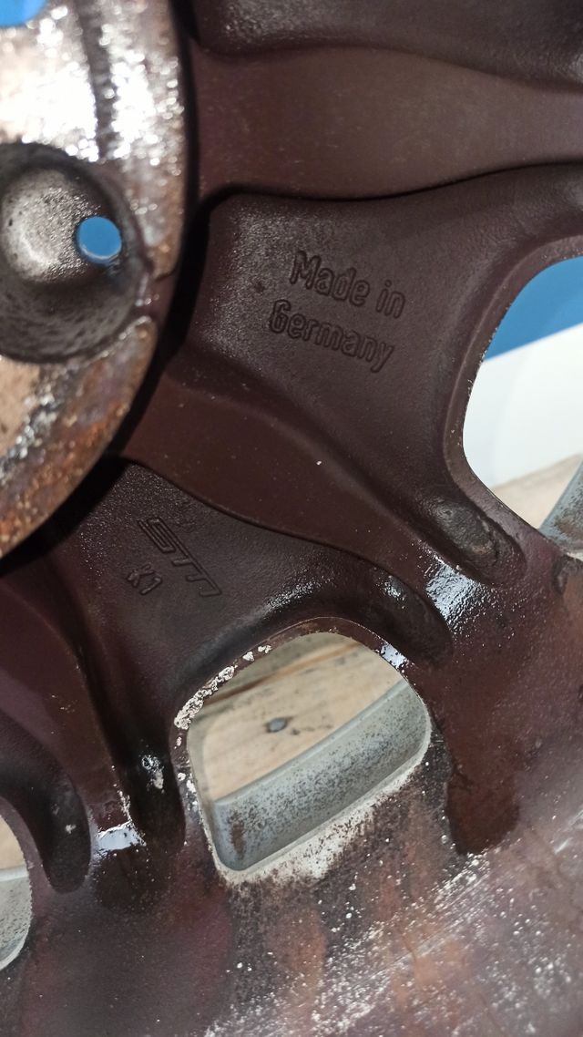 Juego de 4 Llantas Mercedes 15" ET37 - 2104010102