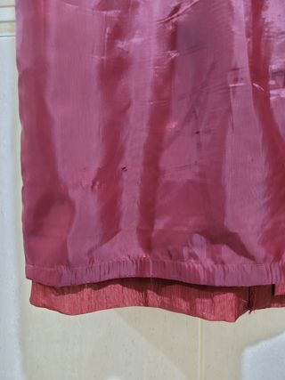 Vestido de fiesta de tirantes con chal a juego