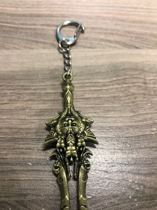 Espada llavero de god of war