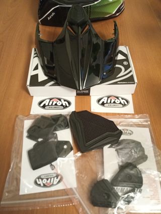 Casco Airoh Commander Progress (53-54cm).