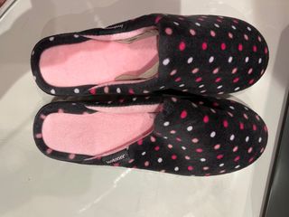Zapatillas estar por casa súper cómodas talla 40