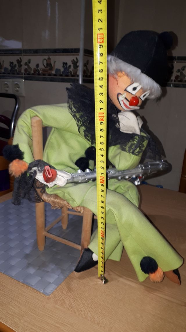 PAYASO CON SAXOFÓN. MUÑECO FIELTRO. AÑOS 70