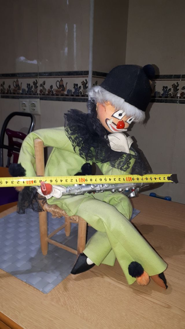 PAYASO CON SAXOFÓN. MUÑECO FIELTRO. AÑOS 70