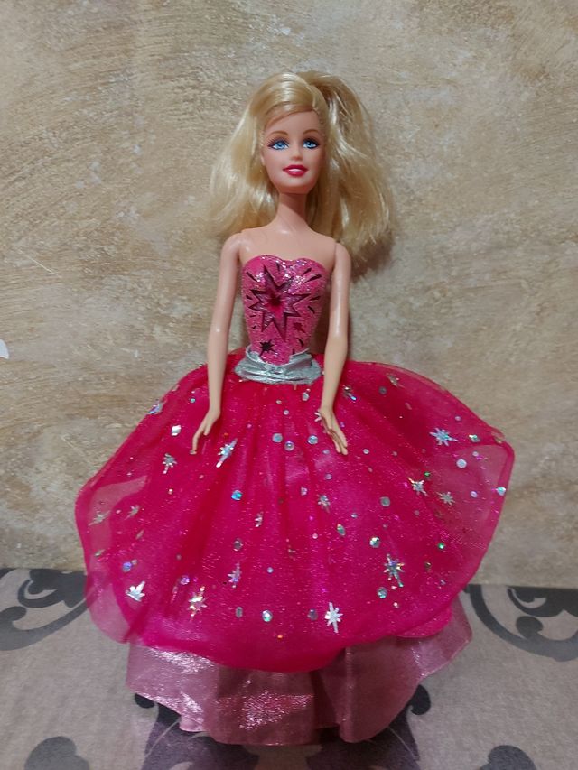 Barbie moda en París, 2009 Mattel